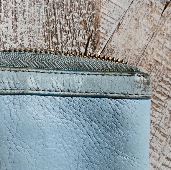 Sold LOVED! Vintage Tory Burch  Blue Leather Wallet ⚘️ - Picture 11 of 13